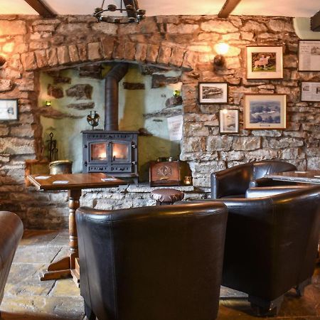 The Moorcock Inn 霍伊斯 外观 照片
