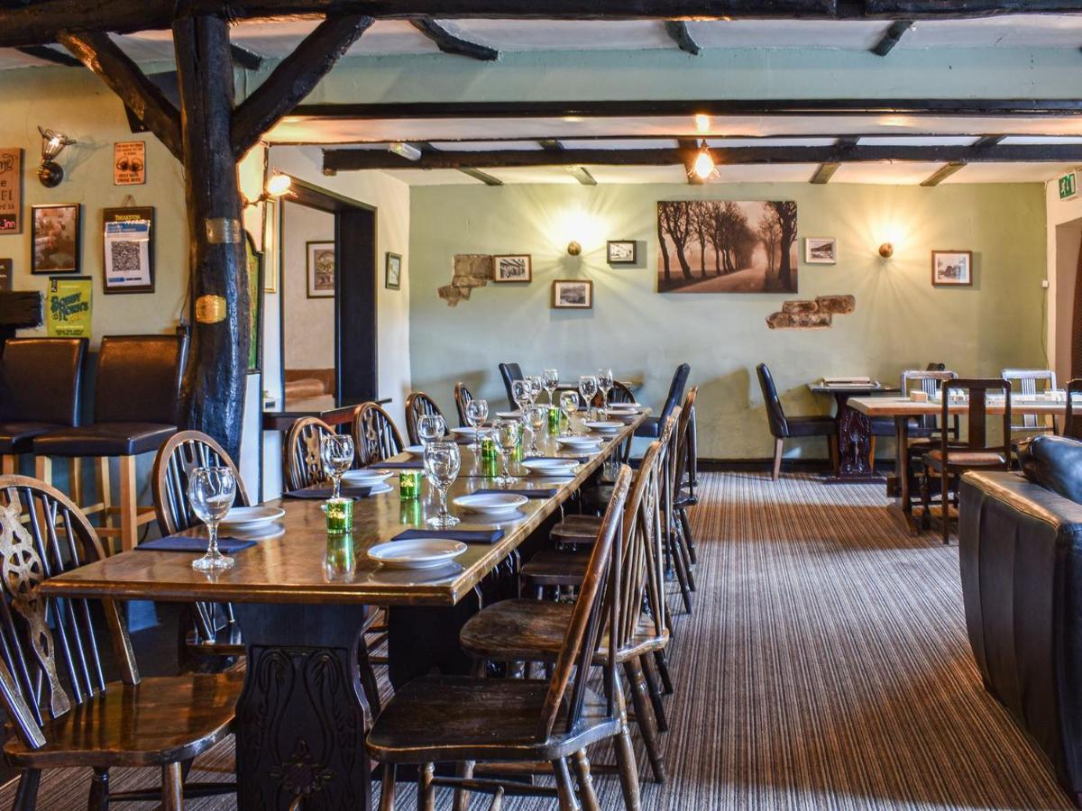 The Moorcock Inn 霍伊斯 外观 照片